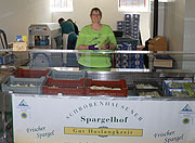 Spargel gibt es in der Spargelzeit im neuen Hofladen (©Foto: Martin Schmitz)
